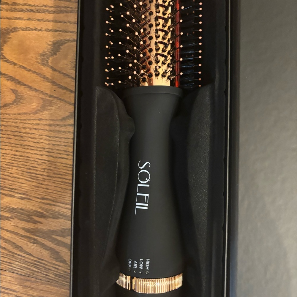Soleil IR 2” Blowout Brush